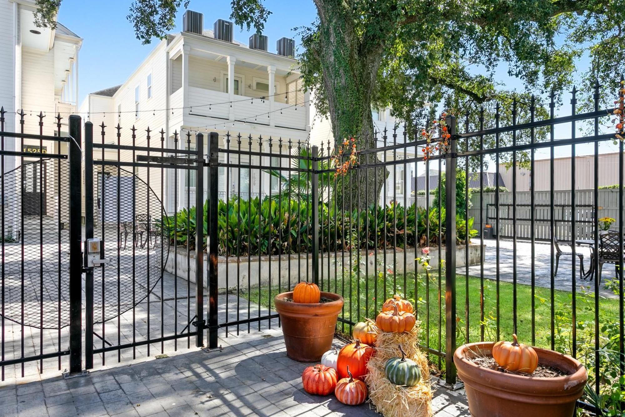 Amazing 3Br Cottage Off St Charles With Pool نيو أورلينز المظهر الخارجي الصورة